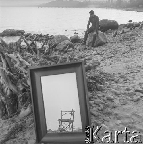 1965, Polska.
Malarz i rysownik Kiejstut Bereźnicki.
Fot. Irena Jarosińska, zbiory Ośrodka KARTA