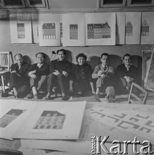 1962, Olsztyn, Polska.
Biuro architektoniczne.
Fot. Irena Jarosińska, zbiory Ośrodka KARTA