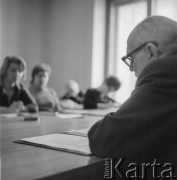 Lata 60., Polska.
Ksiądz profesor Fajcht.
Fot. Irena Jarosińska, zbiory Ośrodka KARTA