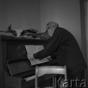 Lata 60., Polska.
Ksiądz profesor Fajcht.
Fot. Irena Jarosińska, zbiory Ośrodka KARTA