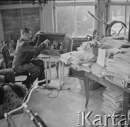 Lata 60., Polska.
Tytus Dzieduszycki (?).
Fot. Irena Jarosińska, zbiory Ośrodka KARTA