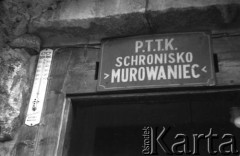 1962, Hala Gąsienicowa, Tatry, Polska. 
Schronisko PTTK „Murowaniec”. 
Fot. Irena Jarosińska, zbiory Ośrodka KARTA.