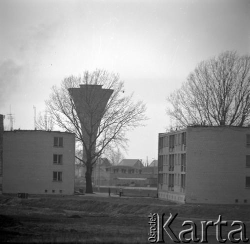 Lata 60., Sandomierz, Polska.
Huta szkła 