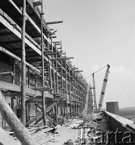lata 50-te, Jaworzno, Polska
Elektrownia Jaworzno II - budowa głównego budynku 
Fot. Irena Jarosińska, zbiory Ośrodka KARTA