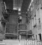 lata 50-te, Jaworzno, Polska
Elektrownia Jaworzno II - budowa hali w głównym budynku elektrowni. 
Fot. Irena Jarosińska, zbiory Ośrodka KARTA