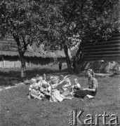 1953, Spółdzielnia Produkcyjna Dębno, okolice Łańcuta, Polska
Przedszkole
Fot. Irena Jarosińska, zbiory Ośrodka KARTA