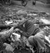 lata 50-te, Krościenko, Polska
Syn Ireny Jarosińskiej - Marek.
Fot. Irena Jarosińska, zbiory Ośrodka KARTA