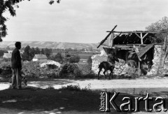 1958, Sobków, Ponidzie, Polska.
Jazda konna.
Fot. Irena Jarosińska, zbiory Fundacji Ośrodka KARTA