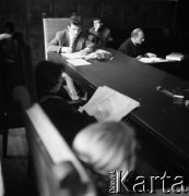 Lata 50. lub 60., Warszawa, Polska.
Rozprawa sądowa.
Fot. Irena Jarosińska, zbiory Ośrodka KARTA