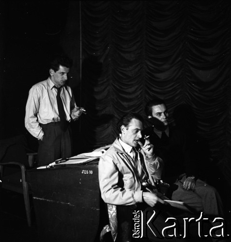 Lata 60, Łódź, Polska.
Studio Opracowań Dialogowych, n/z dubbingowanie filmu.
Fot. Irena Jarosińska, zbiory Fundacji Ośrodka KARTA