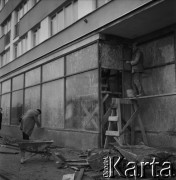 1965, Szczecin, Polska.
Piotr Zaremba (L), pierwszy powojenny prezydent Szczecina, urbanista, profesor Politechniki Szczecińskiej.
Fot. Irena Jarosińska, zbiory Fundacji Ośrodka KARTA