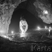 1968, Tatry, Polska.
Jaskinia Dziura.
Fot. Irena Jarosińska, zbiory Ośrodka KARTA