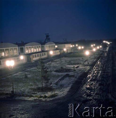 1962, Knurów, woj. śląskie, Polska.
Teren Kopalni Węgla Kamiennego Szczygłowice. 
Fot. Irena Jarosińska, zbiory Ośrodka KARTA