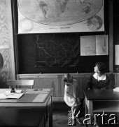 17.06.1960, Warszawa, Polska.
XVII Liceum Ogólnokształcące im. Andrzeja Frycza Modrzewskiego.
Fot. Irena Jarosińska, zbiory Fundacji Ośrodka KARTA