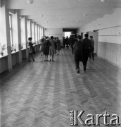 17.06.1960, Warszawa, Polska.
XVII Liceum Ogólnokształcące im. Andrzeja Frycza Modrzewskiego.
Fot. Irena Jarosińska, zbiory Fundacji Ośrodka KARTA