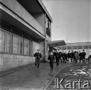 Lata 60., Kielce, Polska.
Szkoła Podstawowa nr 16 im. Marcelego Nowotki w dzielnicy Szydłówek.
Fot. Irena Jarosińska, zbiory Fundacji Ośrodka KARTA