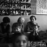 Lata 60., Warszawa, Polska.
Szkoła dla dzieci ze specjalnymi potrzebami edukacyjnymi (ówcześnie tzw. 
