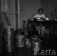 1959, Warszawa, Polska.
Archiwum Wytwórni Filmów Dokumentalnych (WFD) na ulicy Chełmskiej.
Fot. Irena Jarosińska, zbiory Fundacji Ośrodka KARTA