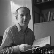 Lata 70., Polska.
Kazimierz Piwkowski - wybitny fagocista, pedagog i konstruktor instrumentów muzycznych. 
Fot. Irena Jarosińska, zbiory Ośrodka KARTA