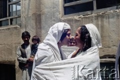 1992, Kabul, prowincja Kabul, Afganistan.
Afgańskie kobiety.
Fot. Irena Jarosińska, zbiory Ośrodka KARTA