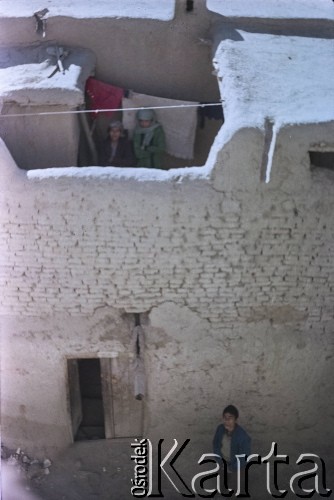 1992, Kabul, prowincja Kabul, Afganistan.
Afgański dom.
Fot. Irena Jarosińska, zbiory Ośrodka KARTA