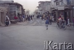 1992, Kabul, prowincja Kabul, Afganistan.
Afgańska ulica.
Fot. Irena Jarosińska, zbiory Ośrodka KARTA