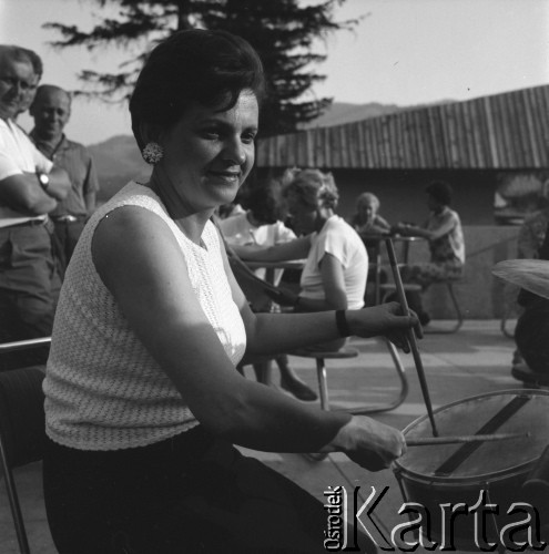 Lata 60., Polska.
Koncert Zespołu Wokalno - Instrumentalnego 