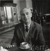 Brak daty, Polska
Portret mężczyzny.
Fot. Irena Jarosińska, zbiory Ośrodka KARTA