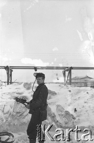 1955-1957, Workuta, Komi ASRR, ZSRR.
Eugeniusz Cydzik, żołnierz Armii Krajowej w okręgu grodzieńskim, więzień łagrów w latach 1945-1957, podczas pracy w kopalni.
Fot. NN, udostępnił Eugeniusz Cydzik w ramach projektu 