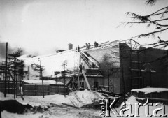 14.02.1958, Magadan, Magadańska obł., ZSRR.
Robotnicy pracujący na budowie.
Fot. NN, zbiory Ośrodka KARTA, udostępniła Wanda Baniuk