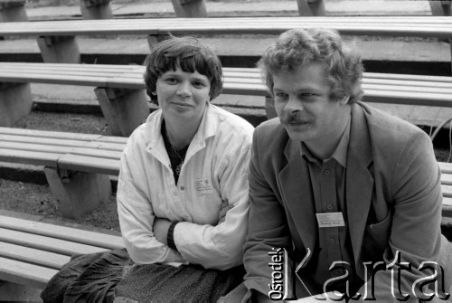 Czerwiec 1981, Zielona Góra, Polska. 
Uczestnicy XVII Festiwalu Piosenki Radzieckiej. Na widowni Andrzej Marko - dyrygent.
Fot. Romuald Broniarek, zbiory Ośrodka KARTA