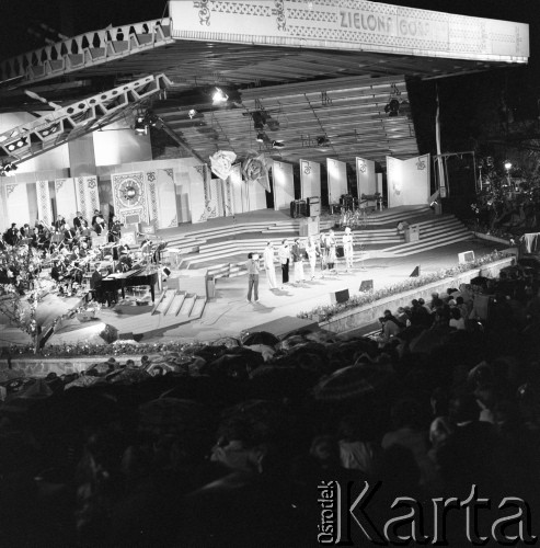 Czerwiec 1982, Zielona Góra, Polska.
XVIII Festiwal Piosenki Radzieckiej.
Fot. Romuald Broniarek, zbiory Ośrodka KARTA