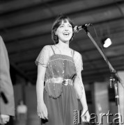 Czerwiec 1984, Zielona Góra, Polska.
Występ podczas XX Festiwalu Piosenki Radzieckiej.
Fot. Romuald Broniarek, zbiory Ośrodka KARTA