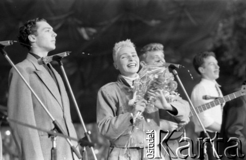 1988, Zielona Góra, Polska.
Występ zespołu na XXIV Festiwalu Piosenki Radzieckiej. 
Fot. Romuald Broniarek, zbiory Ośrodka KARTA