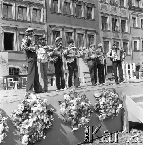 Wrzesień 1975, Warszawa, Polska.
Festyn 