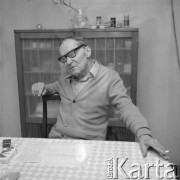 Listopad 1975, Warszawa, Polska.
Profesor Julian Krzyżanowski (1892-1976), historyk literatury, portret.
Fot. Romuald Broniarek/KARTA