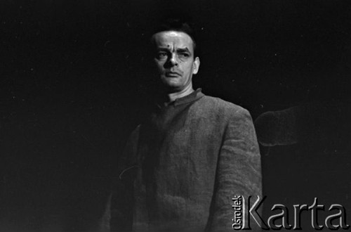 Kwiecień 1961, Warszawa, Polska.
August Kowalczyk jako Więzień w 