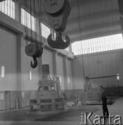 1962, Koronowo, Polska.
Pracownicy Elektrowni Wodnej. 
Fot. Romuald Broniarek/KARTA