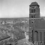 Czerwiec 1962, Gdańsk, Polska.
Bazylika Mariacka i fragment Starego Miasta.
Fot. Romuald Broniarek/KARTA