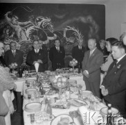 29.11.1962, Warszawa, Polska.
Minister Adam Rapacki (drugi od lewej) otwiera Dom Kultury Radzieckiej.
Fot. Romuald Broniarek/KARTA