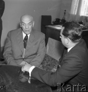 Październik 1963, Warszawa, Polska. 
Spotkanie z generałem Zygmuntem Berlingiem.
Fot. Romuald Broniarek/KARTA