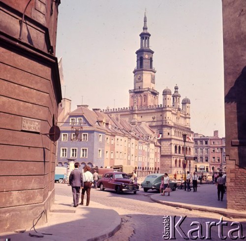 Czerwiec 1964, Poznań, Polska.
Fragment poznańskiej Starówki, widok Ratusza od strony ulicy Świętosławskiej.
Fot. Romuald Broniarek/KARTA