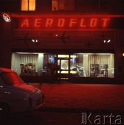 1965, Warszawa, Polska.
Warszawskie biuro radzieckich linii lotniczych Aerofłot.
Fot. Romuald Broniarek/KARTA