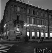 Lipiec 1967, Warszawa, Polska.
Hotel Saski - siedziba Węgierskiego Instytutu Kultury.
Fot. Romuald Broniarek/KARTA
