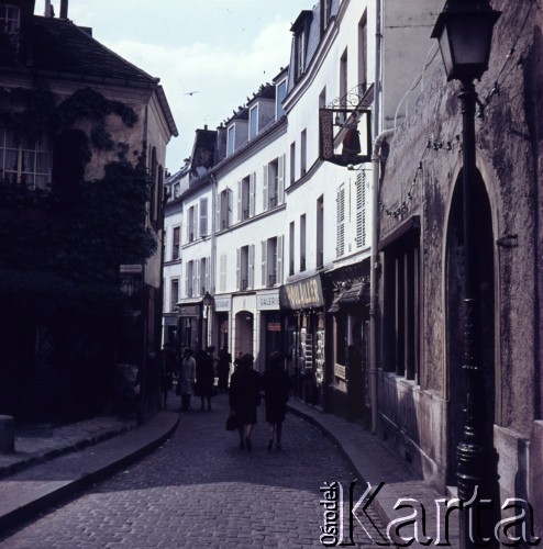 1970, Montmartre, Paryż, Francja.
Rue Norvins.
Fot. Romuald Broniarek, zbiory Ośrodka KARTA
