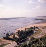 1972, Płock, Polska.
Nabrzeże.
Fot. Romuald Broniarek, zbiory Ośrodka KARTA