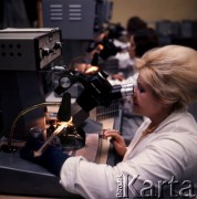 1973, Warszawa, Polska.
Fabryka Półprzewodników Tewa.
Fot. Romuald Broniarek, zbiory Ośrodka KARTA