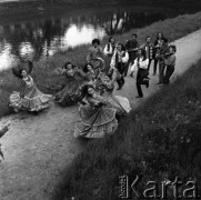 1973, Białystok, Polska.
Zespół cygański w Parku Branickich.
Fot. Romuald Broniarek, zbiory Ośrodka KARTA