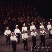 1973, Warszawa, Polska.
Chór im. Aleksandrowa w Sali Kongresowej.
Fot. Romuald Broniarek, zbiory Ośrodka KARTA