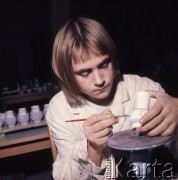 1974, Modra, Czechosłowacja.
Ceramika modrzańska.
Fot. Romuald Broniarek, zbiory Ośrodka KARTA